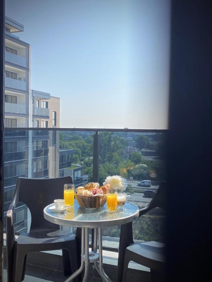 Private Apartment For 4 Guests And Parking 플로브디프 외부 사진
