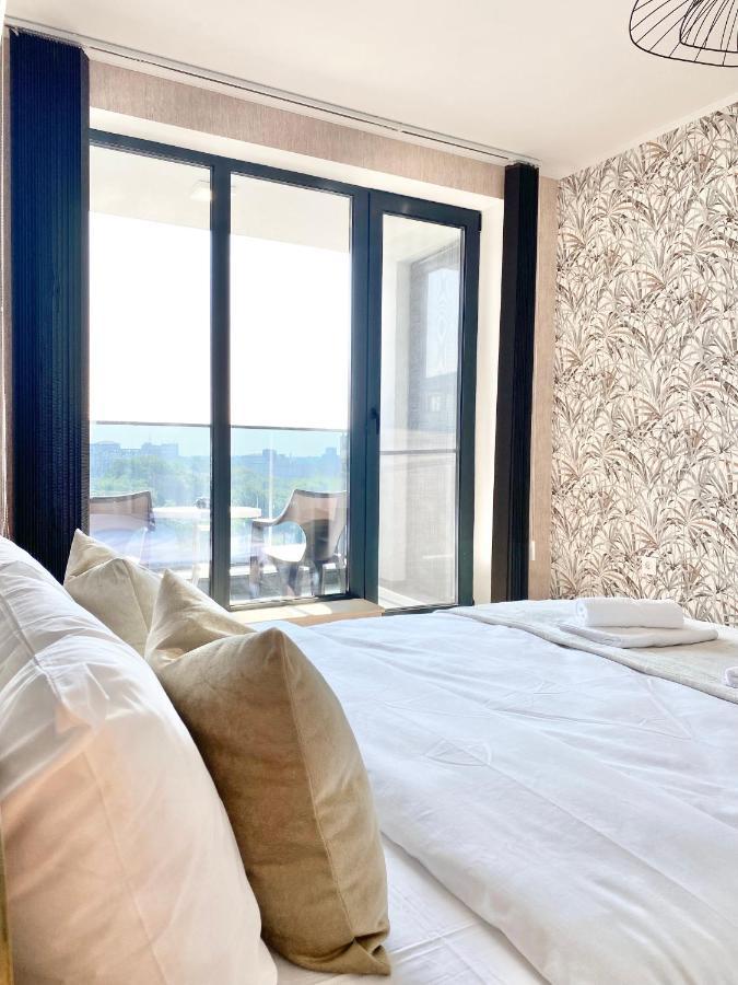 Private Apartment For 4 Guests And Parking 플로브디프 외부 사진