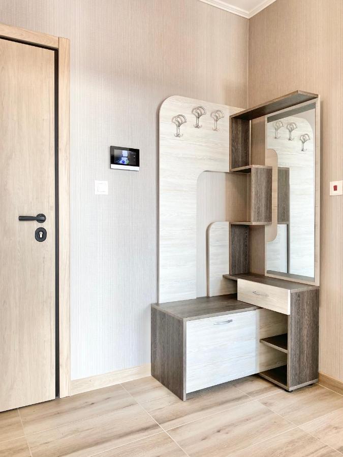 Private Apartment For 4 Guests And Parking 플로브디프 외부 사진